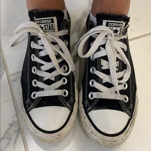 Black Low-Top Coverse